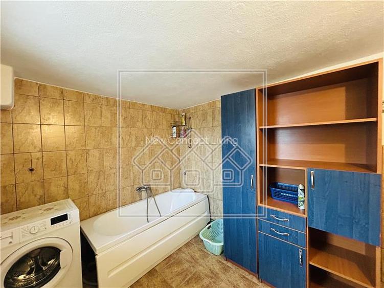 Casa la tara, teren mare, mobilata si utilata, zona foarte linistita - 23