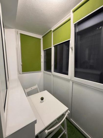 Apartament 2 camere etaj 4 calea Grivitei vedere pe spate metrou Gara de Nord