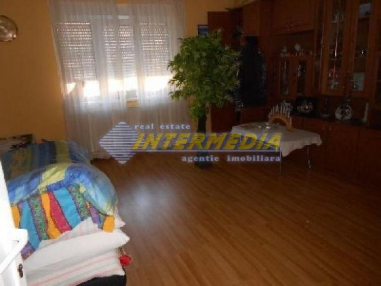 Vila de vanzare Alba Iulia zona Centru