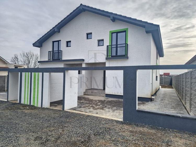 Duplex generos - zona foarte buna - 3 dormitoare