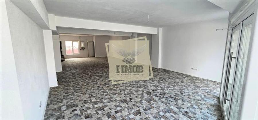 Spatiu comercial | 94 mp | Vitrina generoasa | 2 locuri de parcare | Turnisor