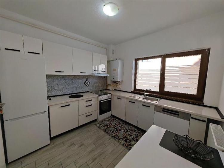 Inchiriem Apartament 2 Camere, Gradina 157 Mp, Mobilat, Decomandat, Sanpetru