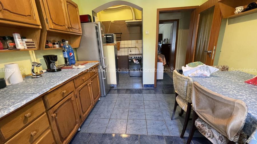 Apartament cu 2 camere in bloc de cărămidă , etajul 1 - 9