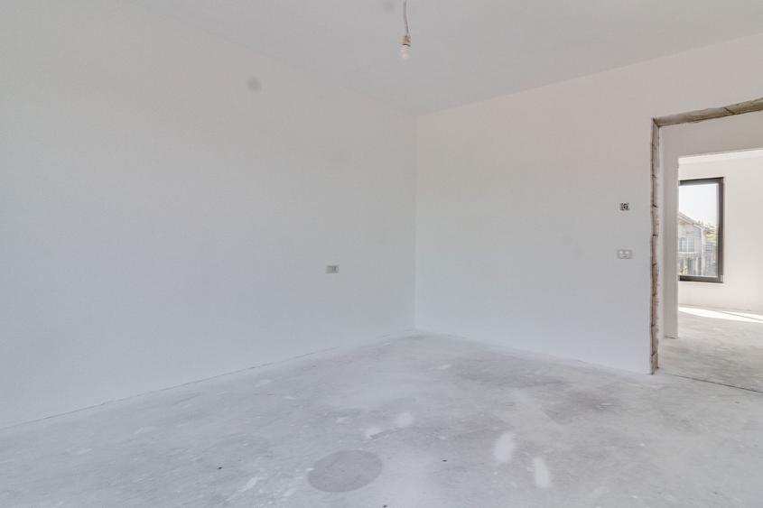 Vila INDIVIDUALA, 400 mp teren, utilitati, locatie excelenta!