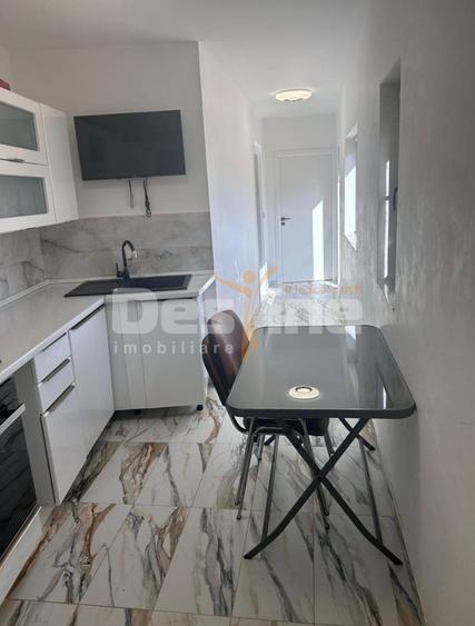 Casa + 2500 mp teren de inchiriat in zona Rond Pacurari