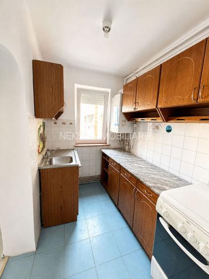 Apartament cu 3 camere renovat de vânzare in Sebeș - 4