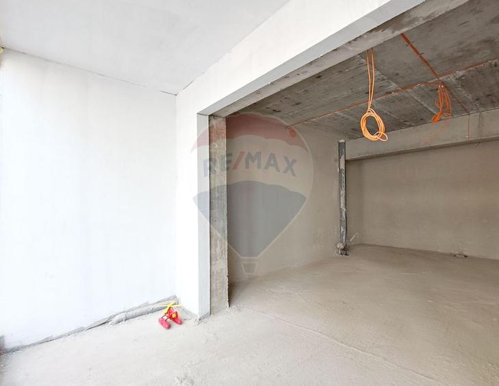 Inchiriere Spatiu Comercial Parter, Terasa 63mp | M. Berceni la 9 min.