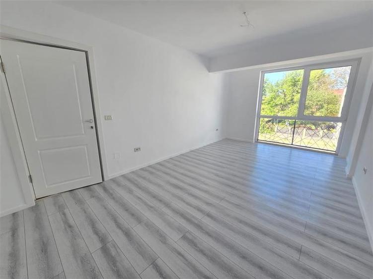 Apartament nou, intabulat, 2 camere, capat CUG