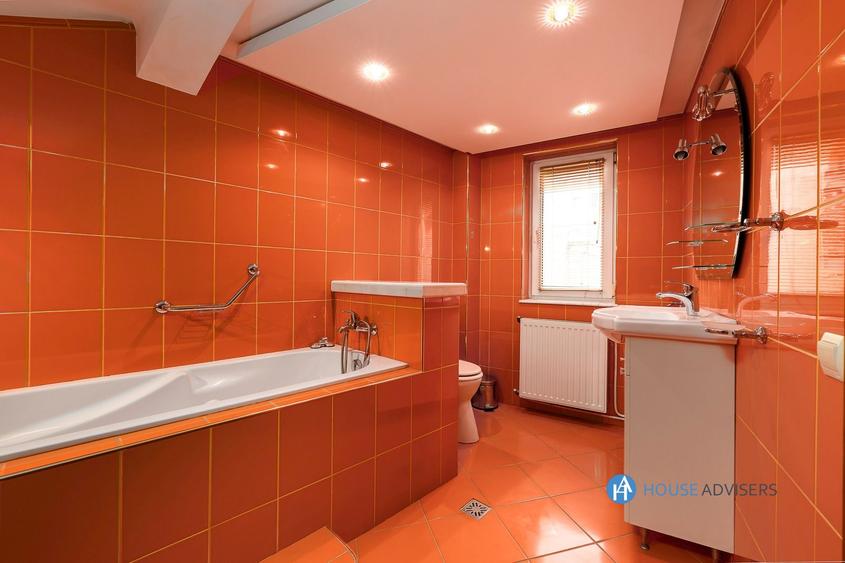 Inchiriere casa 5 camere Romana