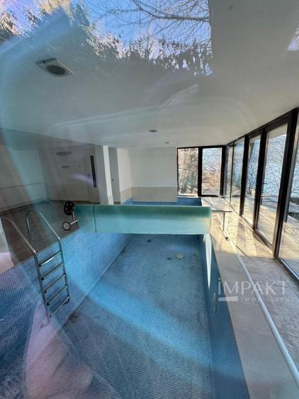 Casa de vacanta pe malul Lacului Tarnita, 650 m2 teren