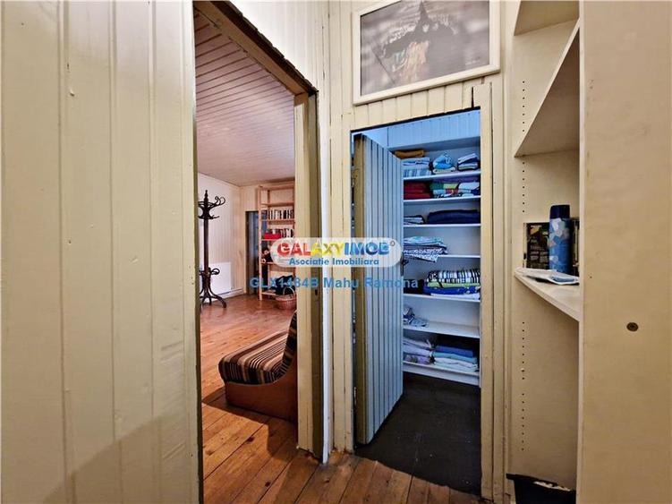 Casa veche renovata, parter+mansarda, curte proprie, Foisorul de Foc