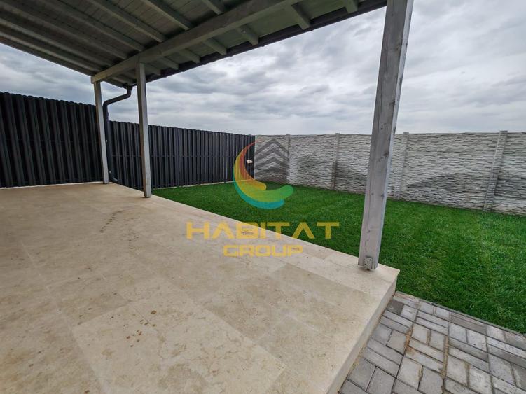 Casa P+1+pod- 4 camere- panouri, curte amenajata, canalizare, apa curenta