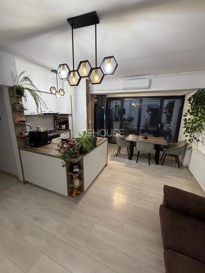 Gherghitei, vedere lac, 2020, 2 bai, mobilat/utilat/finisat MODERN, STB, parc - 3