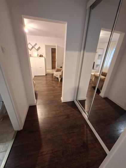 Apartament cu 2 camere, zona Podu Ros