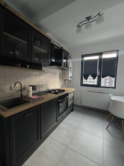 2 camere, Liber, parcare, Str Smaraldului, Bragadiru