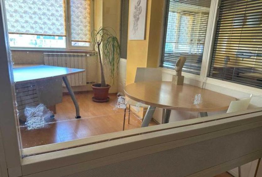 Inchiriere spatiu comercial de birouri zona casa poporului