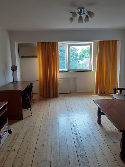 Iancului,Metrou, 3 camere, DECOMANDAT,2 GRUPURI SANITARE,STRADAL,2AC, 80MP