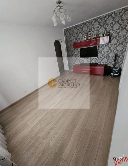 3 Camere Decomandat | Etajul 1/4 |  60MP | Decomandat |