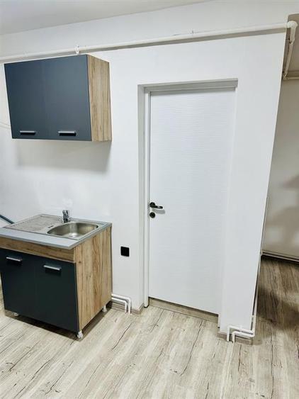 Apartament modern 2 camere la mansarda zona Semaforului