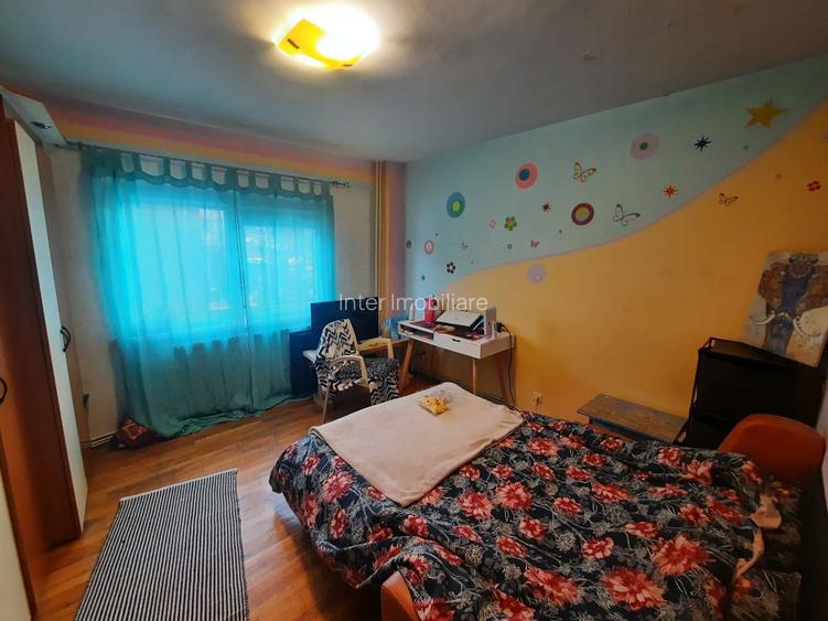 Apt 2 cam decomandat 54 mp Precista (Scoala nr 4 /  Fyps) - 161538 - 2