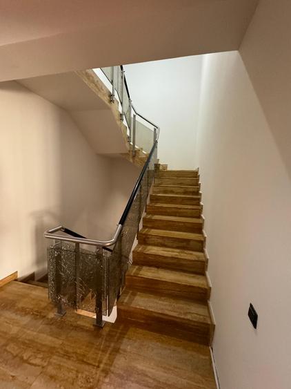 Casa de inchiriat in zona Casa Presei - Poligrafiei