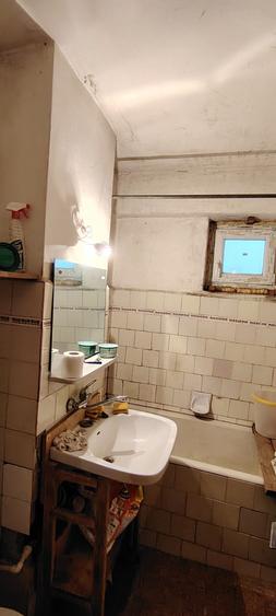 Apartament 4 camere etaj 1 str.Calea Nationala