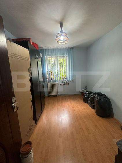 Apartament 3 camere, 64 mp, Mănăștur, parter, logie, bloc izolat termic