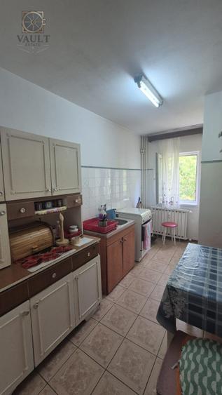 2 Camere - DECOMANDAT - An 1982 - Colentina/Maior Bacila