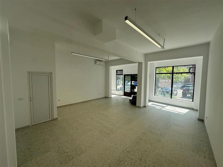 Spatiu comercial stradal - 55 mp, renovat 2025, Brailei