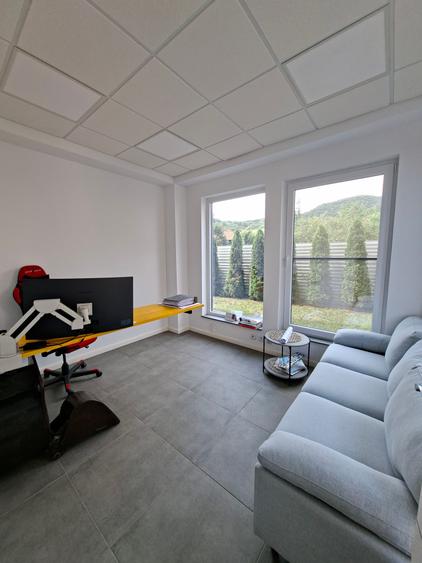 Vand proprietate cu multiple posibilitati de functionare