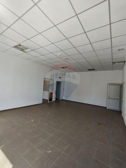 Spațiu comercial de 130mp de închiriat în zona 1 Mai