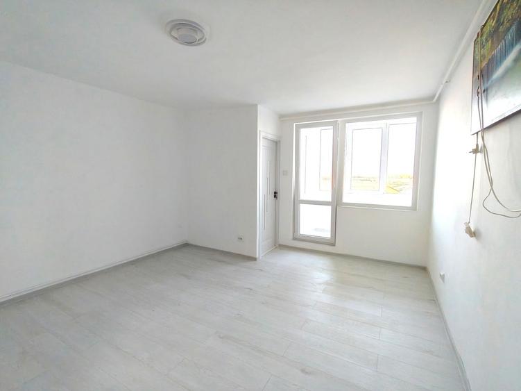 Garsoniera renovata in cartierul Noua, Brasov