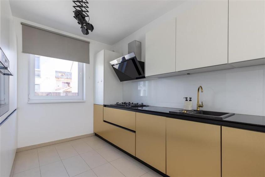 Casa de inchiriat cu gradina superba , liniste si confort in Brasov