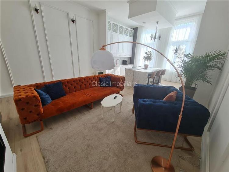 Vanzare apartament 3 camere de LUX Ultracentral, Constructie deosebita, Cluj-Nap - 2