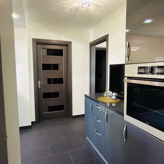 Apartament 4 camere