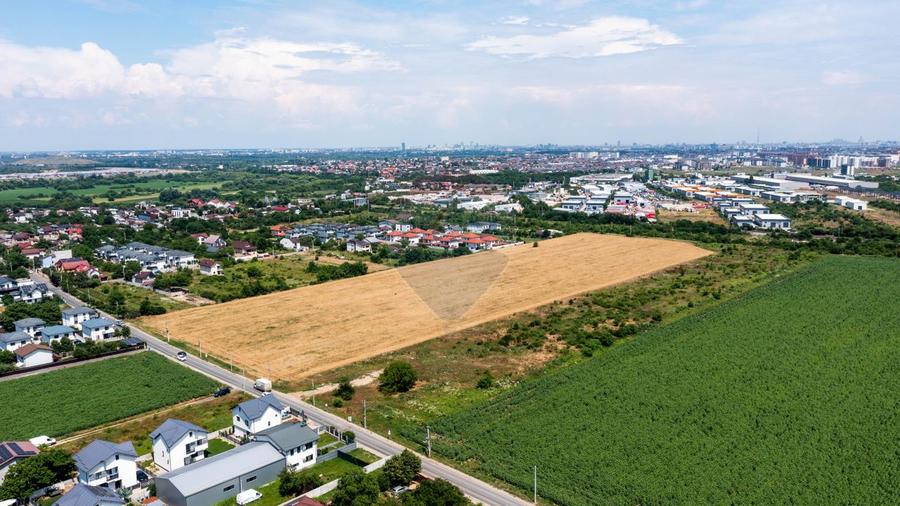 Vanzare teren intravilan 8,600mp Dragomiresti-Vale - langa A0 si A1