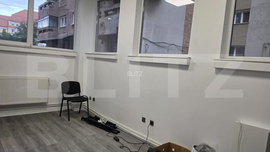 Spatiu birou, 19 mp, zona Ultracentral - 2