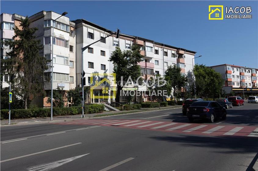 Apartament 3 camere decomandate, central,str. 9 Mai Bacau - 4