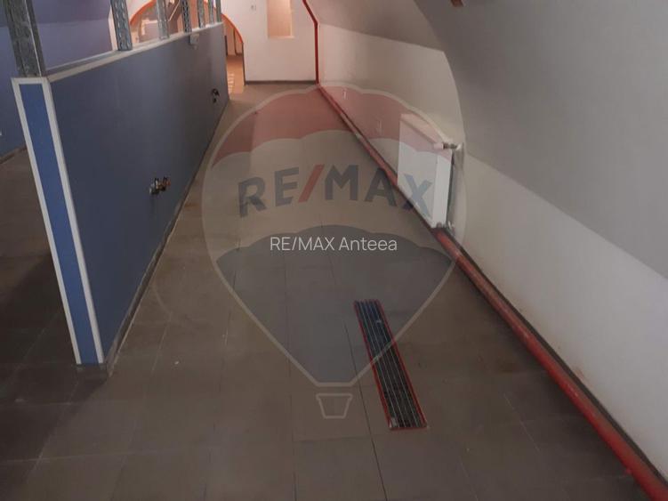 Spațiu destinatie restaurant, bistro, autorizat ISU, imobil consolidat - 13