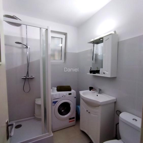 Apartament 2 camere | Zona Medicină-Tipografilor | Baie renovată | Balcon închis - 2