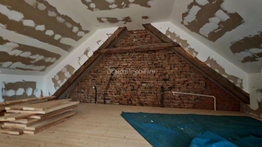 CASA SASEASCA comuna VULCAN,zona foarte buna,teren 3000 mp - 16