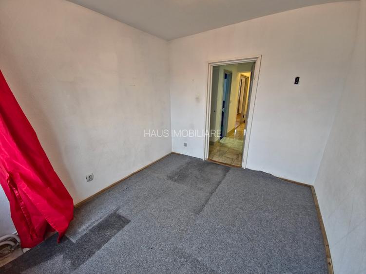 Ultracentral Tomis Mall 3 camere decomandat etaj 3/7 - 34