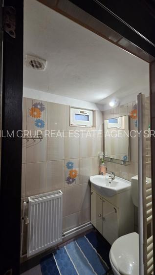 Garsoniera de inchiriat, la curte - 7