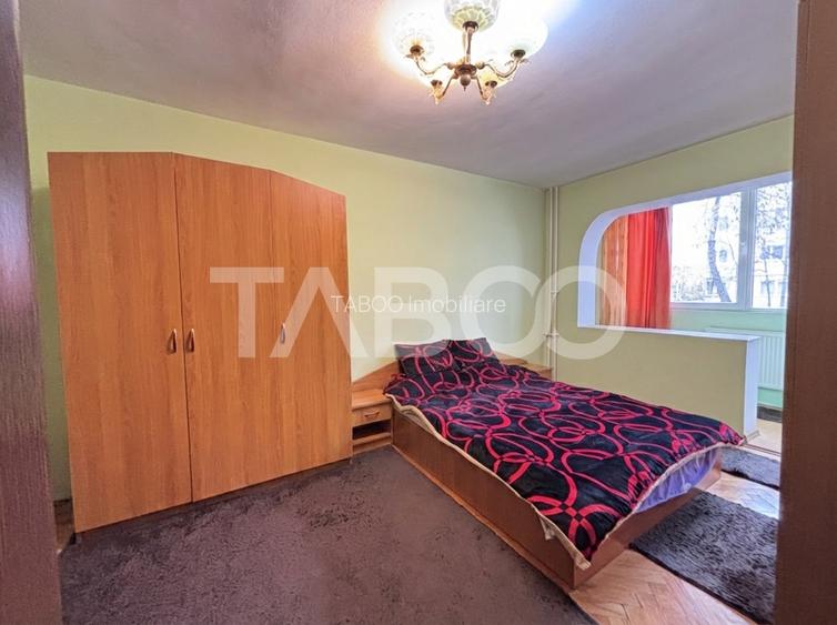 De vanzare apartament 3 camere decomandate parter inalt peste garaje - 4