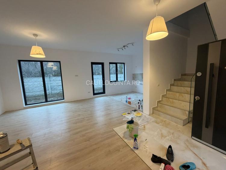 Casa 4 camere/ Curte/ Centrala/ Metrou 10 min - 4