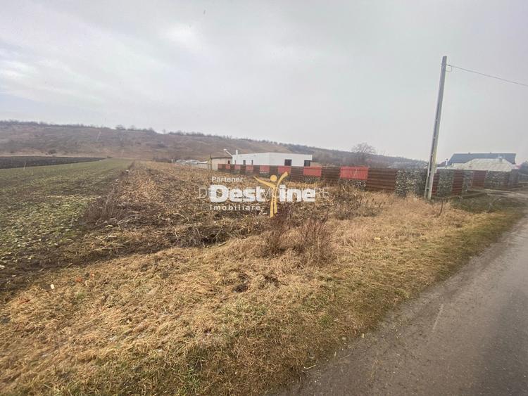 Teren de vanzare Girov 24.500 Euro 3200MP - 4