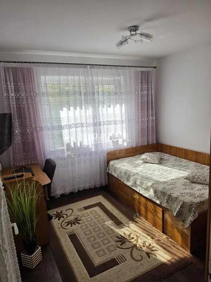Apartament cu 2 camere, etajul 3 - Pacurari - 4