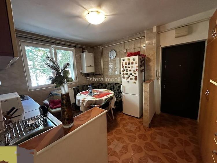 APARTAMENT DE VÂNZARE CU 3 CAMERE IN PAJURA SEC.1 - 8