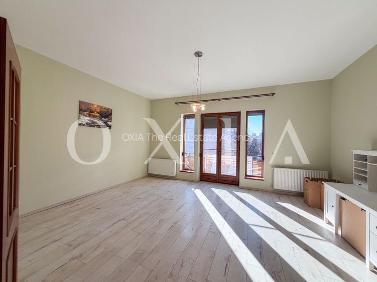 OX610  Central, Spatios, Garaj - 4