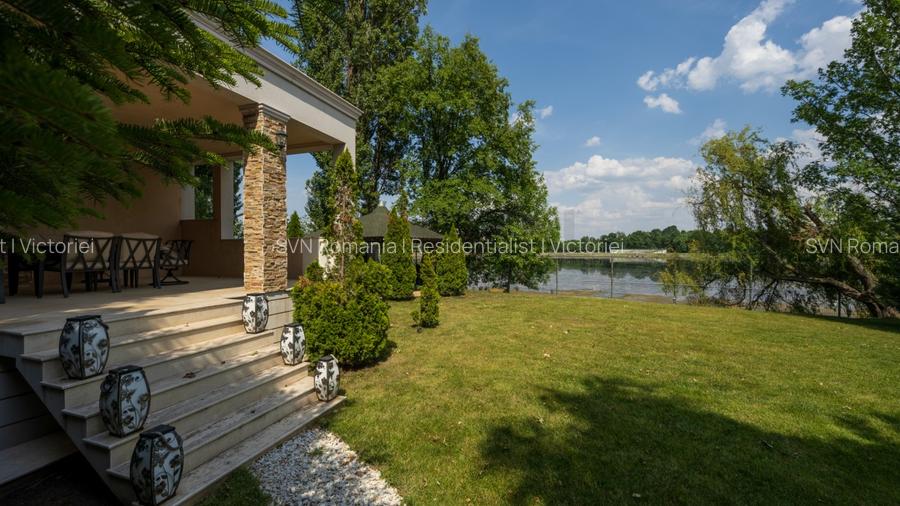 REV2004019 Vila Peninsula lacul Tei - 22